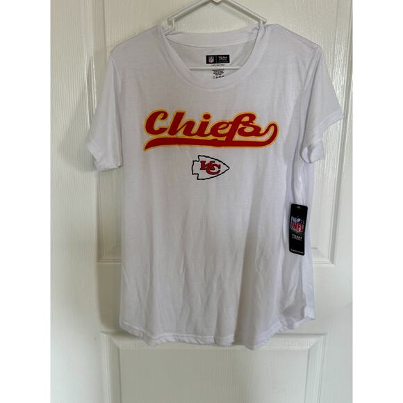 Kansas City Chiefs Women's V-Neck Short Sleeve T-Shirt NFL Licensed, Size L - Picture 1 of 7